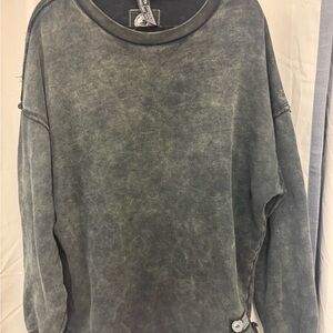 Alphalete French Terry Sweatshirt